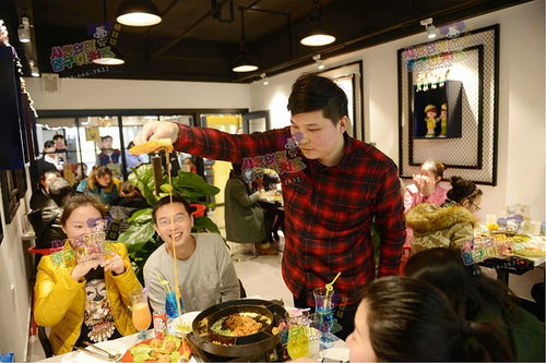 嘗鮮必備與創業指南 醇香芝士小排與韓餐加盟咨詢全解析